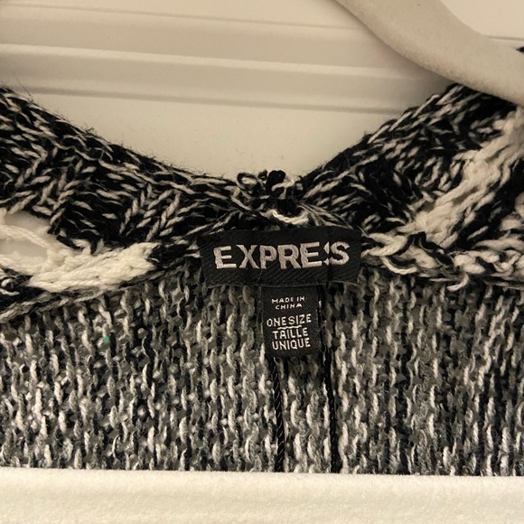 Express black and white sweater - Picture 3 of 3